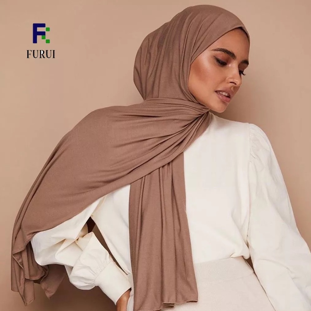 Hijab scarf